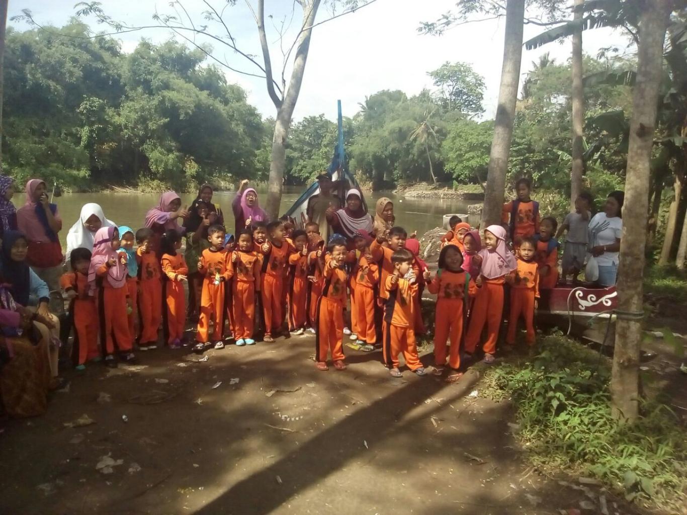 Kunjungan murid TK Siwi Lestari di Kawasan Wisata Banyu Kencono