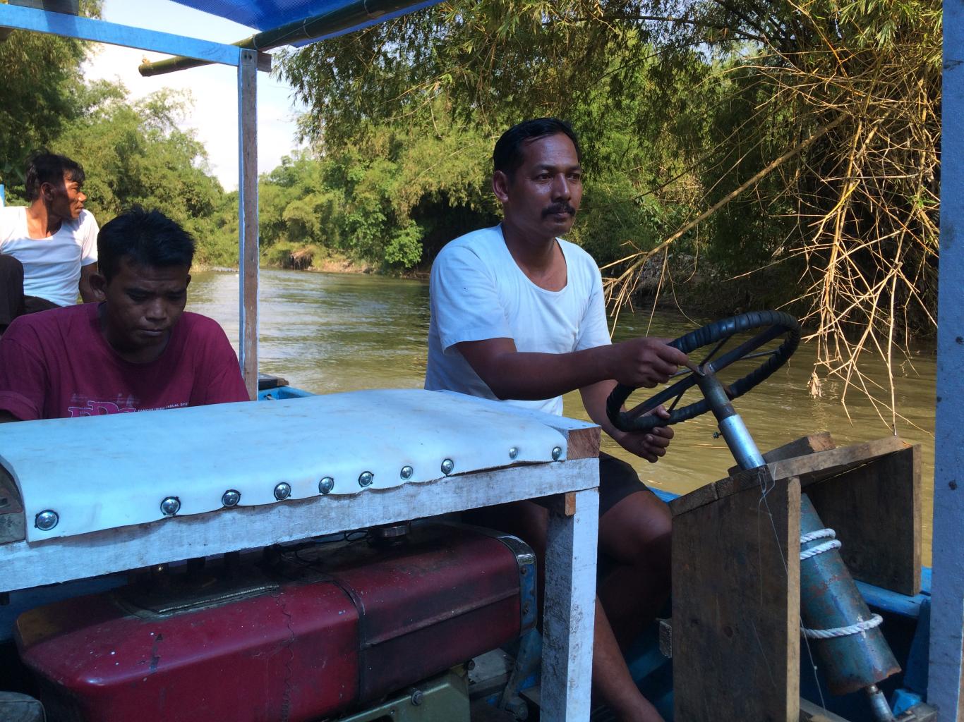 Tim CYBER Desa Pleret tamasya ke Wisata Air BANYU KENCONO