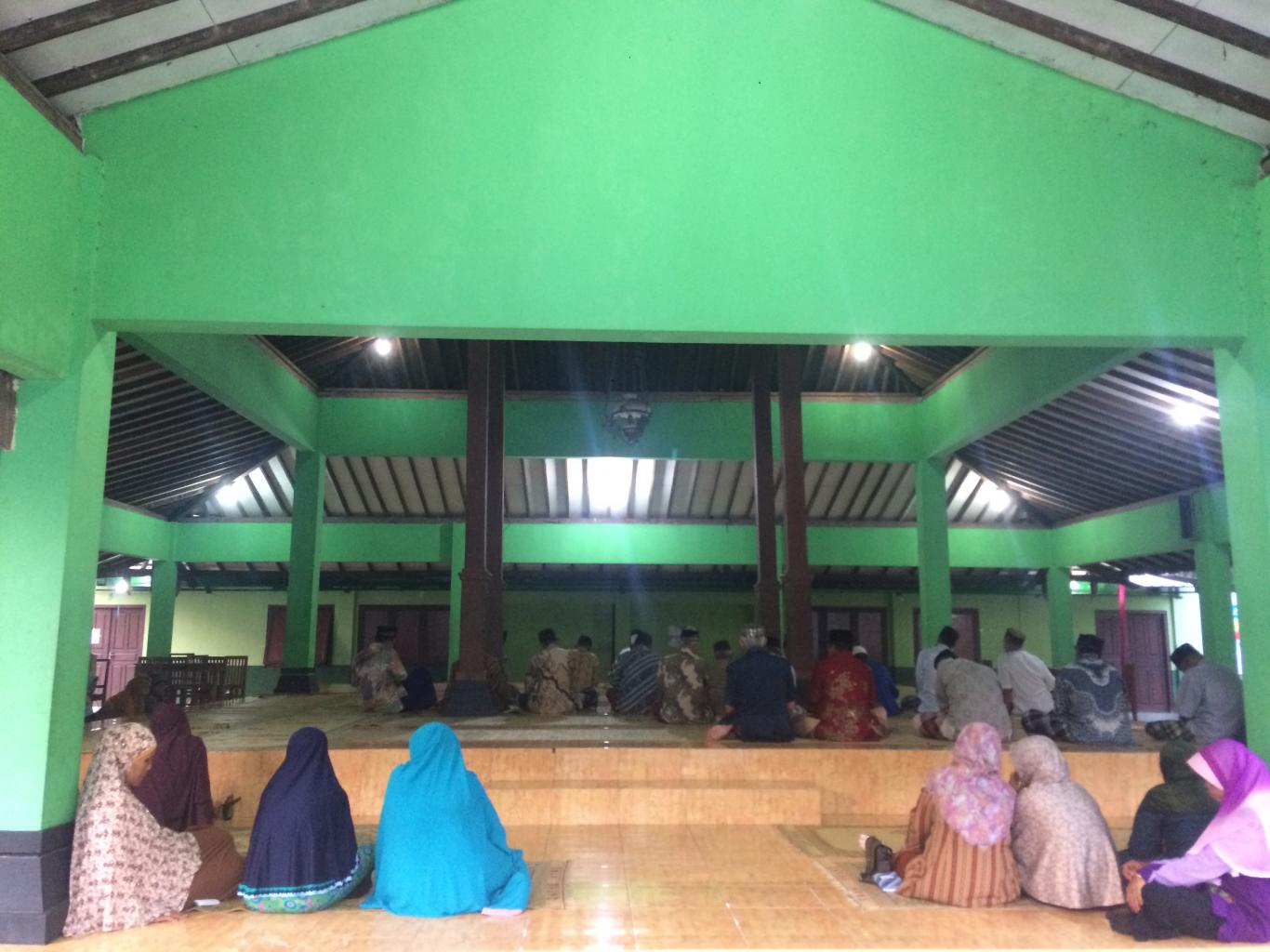 Ngaji Jum’at Pagi , sambut Isra’ Miraj