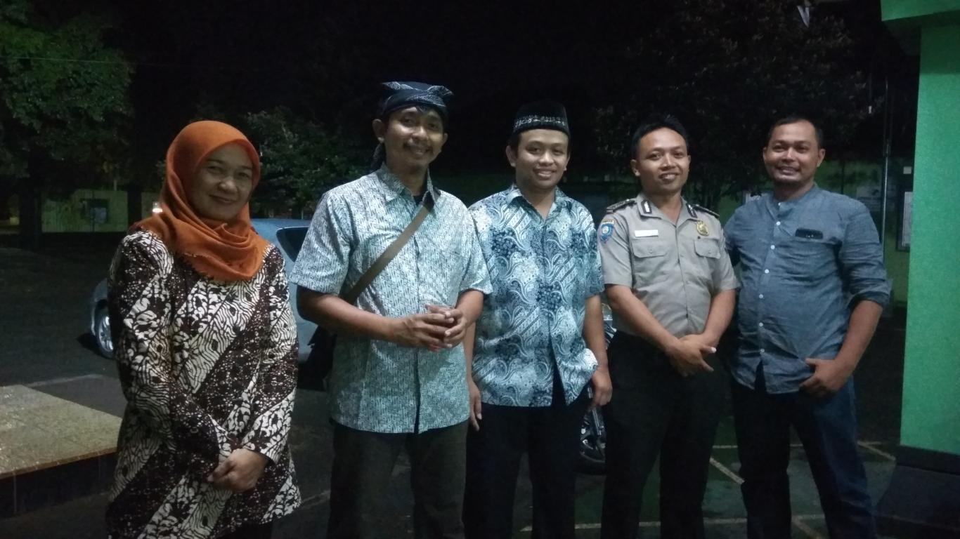 PANJI KUSUMA, Budayawan Jogja Sambangi Balai Desa Pleret