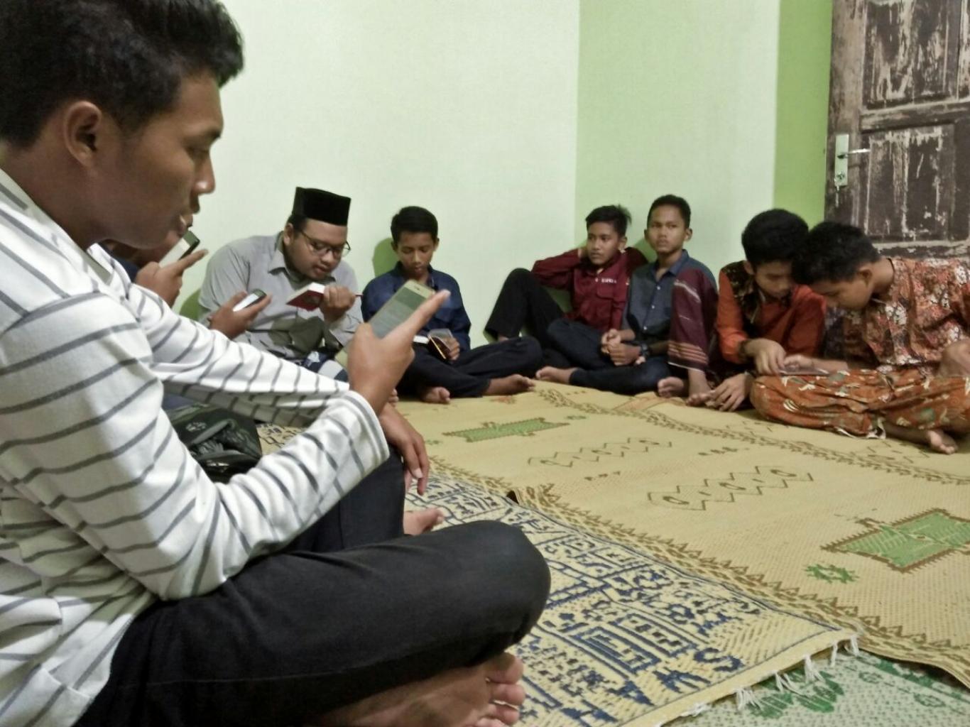 PEMBUATAN JADWAL KEGIATAN RAMAHAN, Pengajian Malam Jumat Risma Trayeman