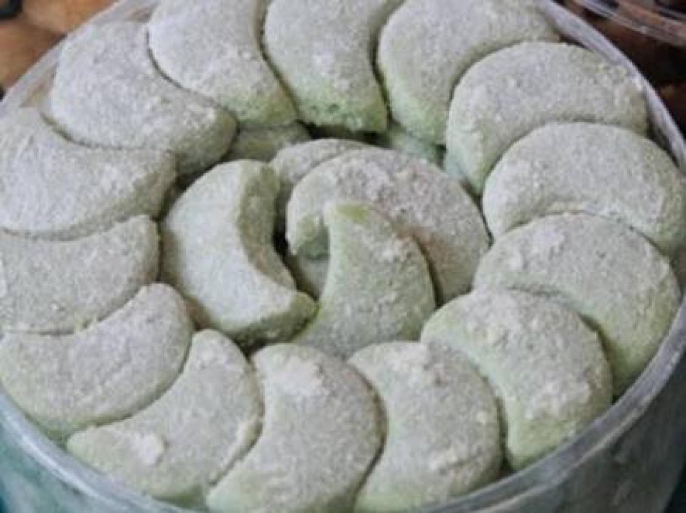 KUE PUTRI SALJU, Sajian Lebaran yang Melegenda