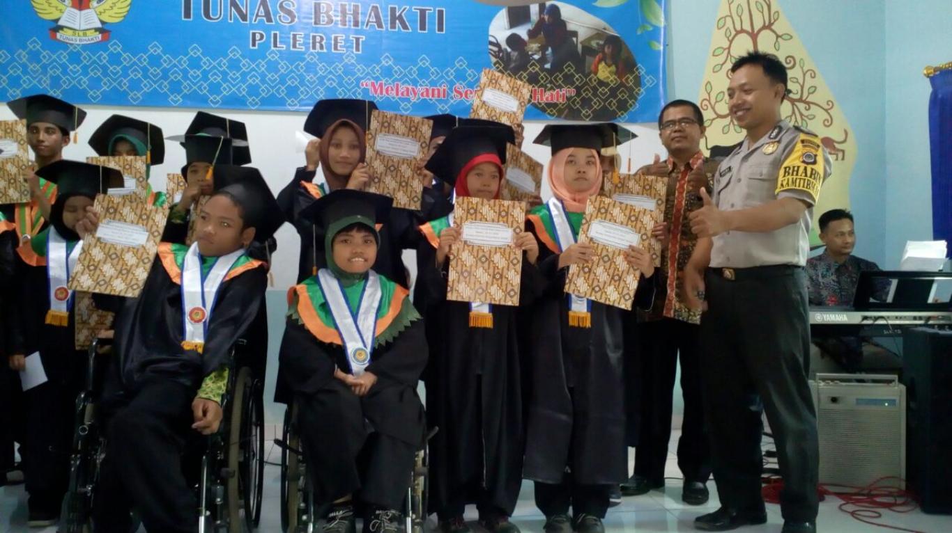 Wisuda Purna Siswa SLB Tunas Bhakti