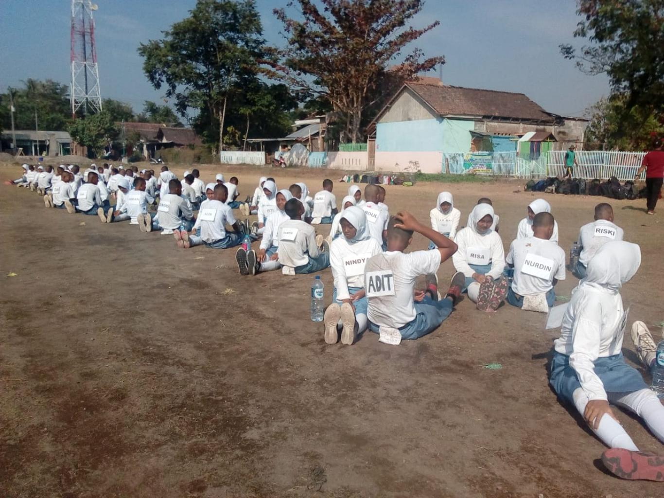 Tahap Penyempurnaan Latihan, Paskibra Kecamatan Tak Pedulikan Teriknya Matahari