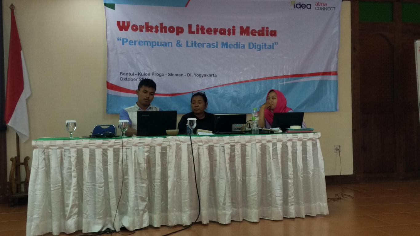 Workshop Literasi Media untuk Kaum Perempuan