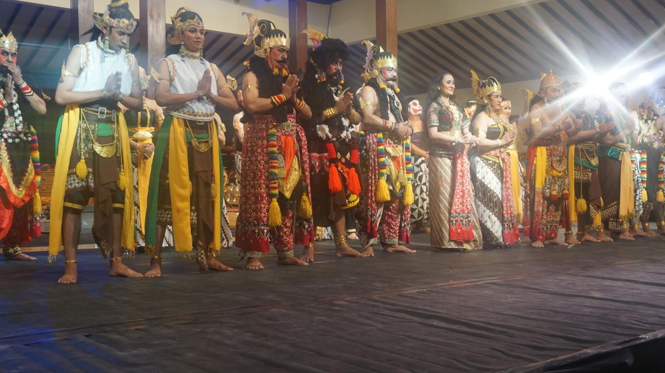 Pementasan Wayang Wong Panca Budaya dengan Lakon Kongso Adu Jago