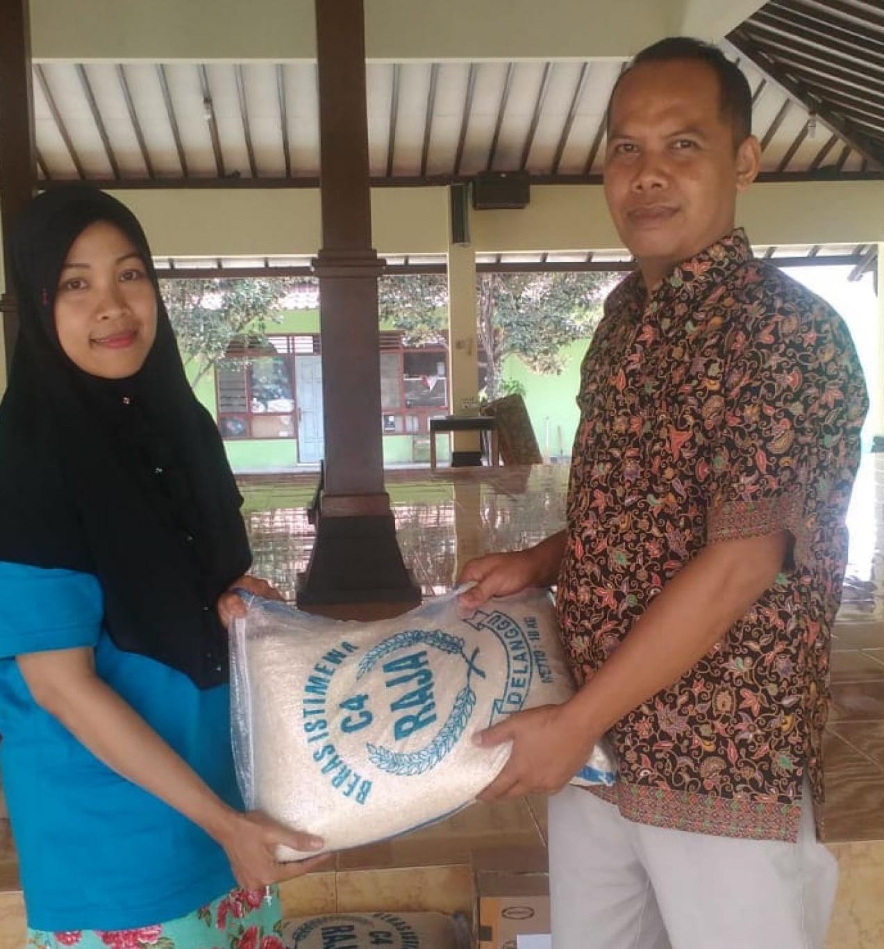 Distribusi PMT Desa Pleret berjalan Lancar