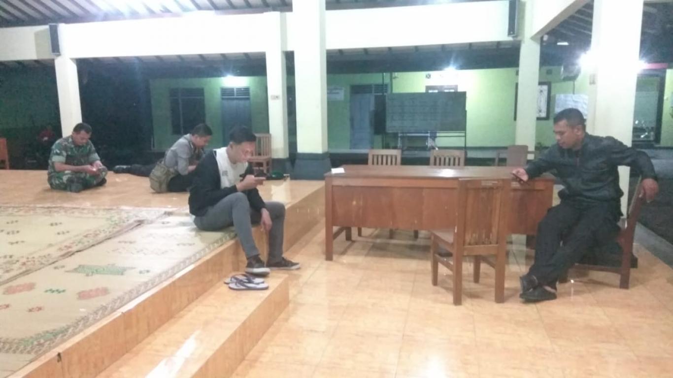 Kapolsek Pleret Beserta Danramil Pantau PPS Pleret