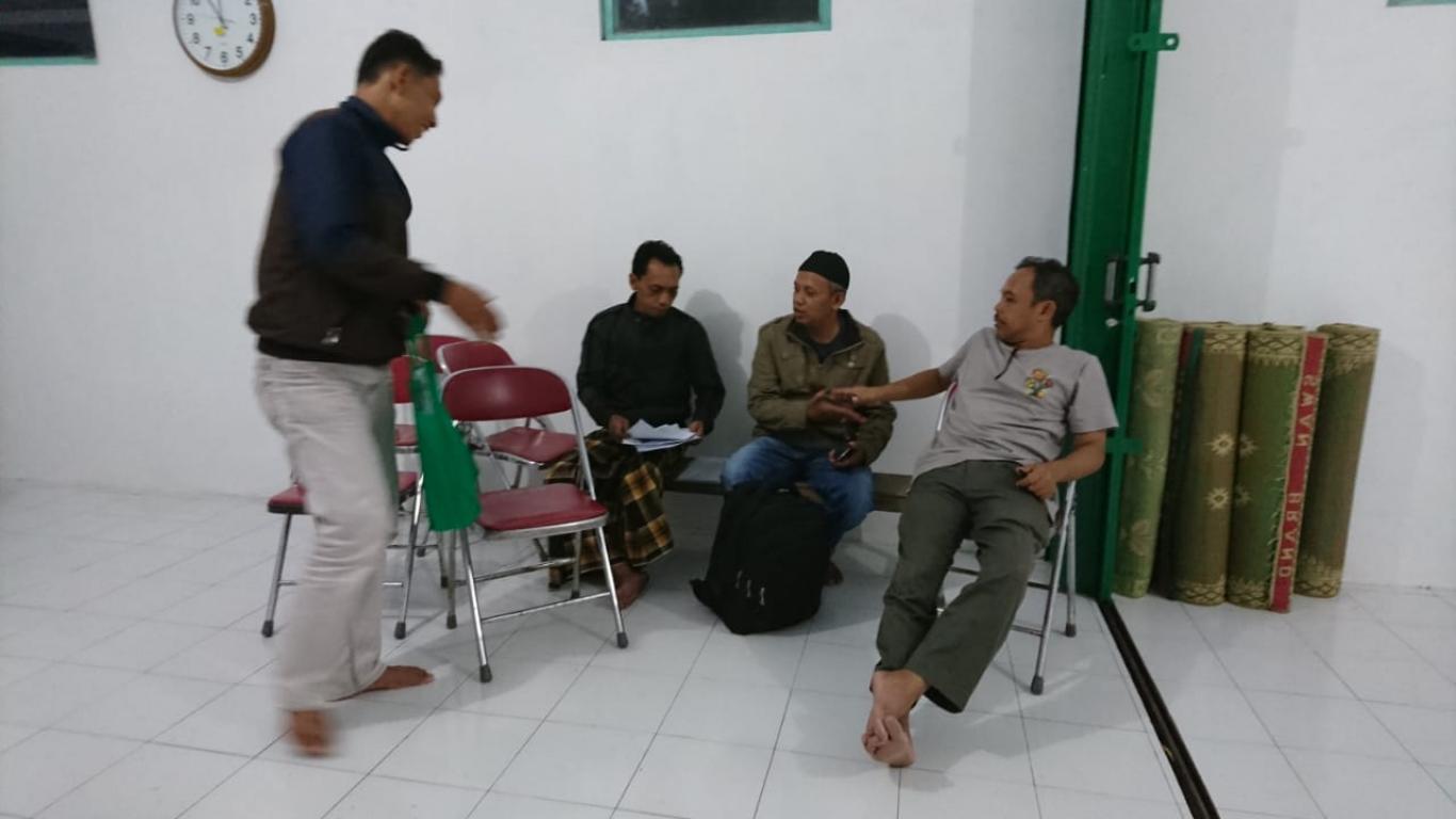 PPS Desa Pleret pantau kotak suara di TPS 36 Kanggotan