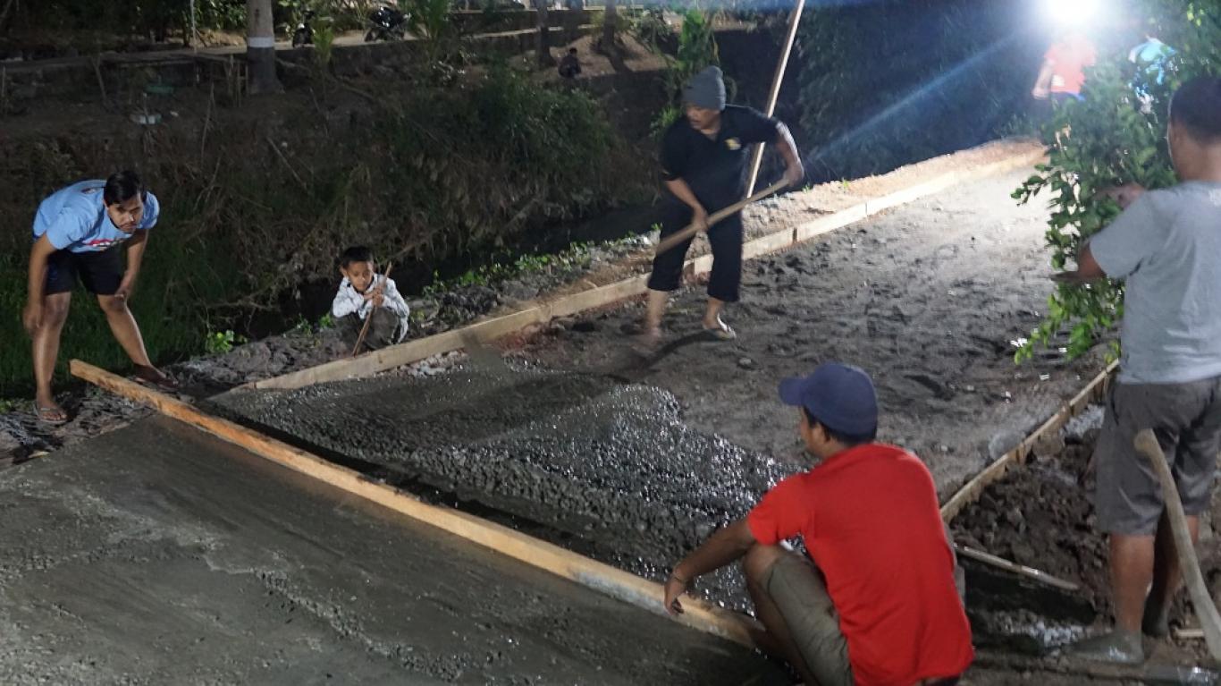 Giat Corblok Jalan Keliling Pedukuhan Kanggotan