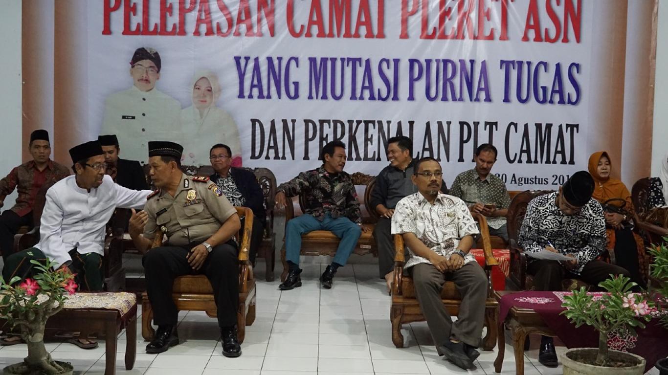 Pelepasan Camat Pleret