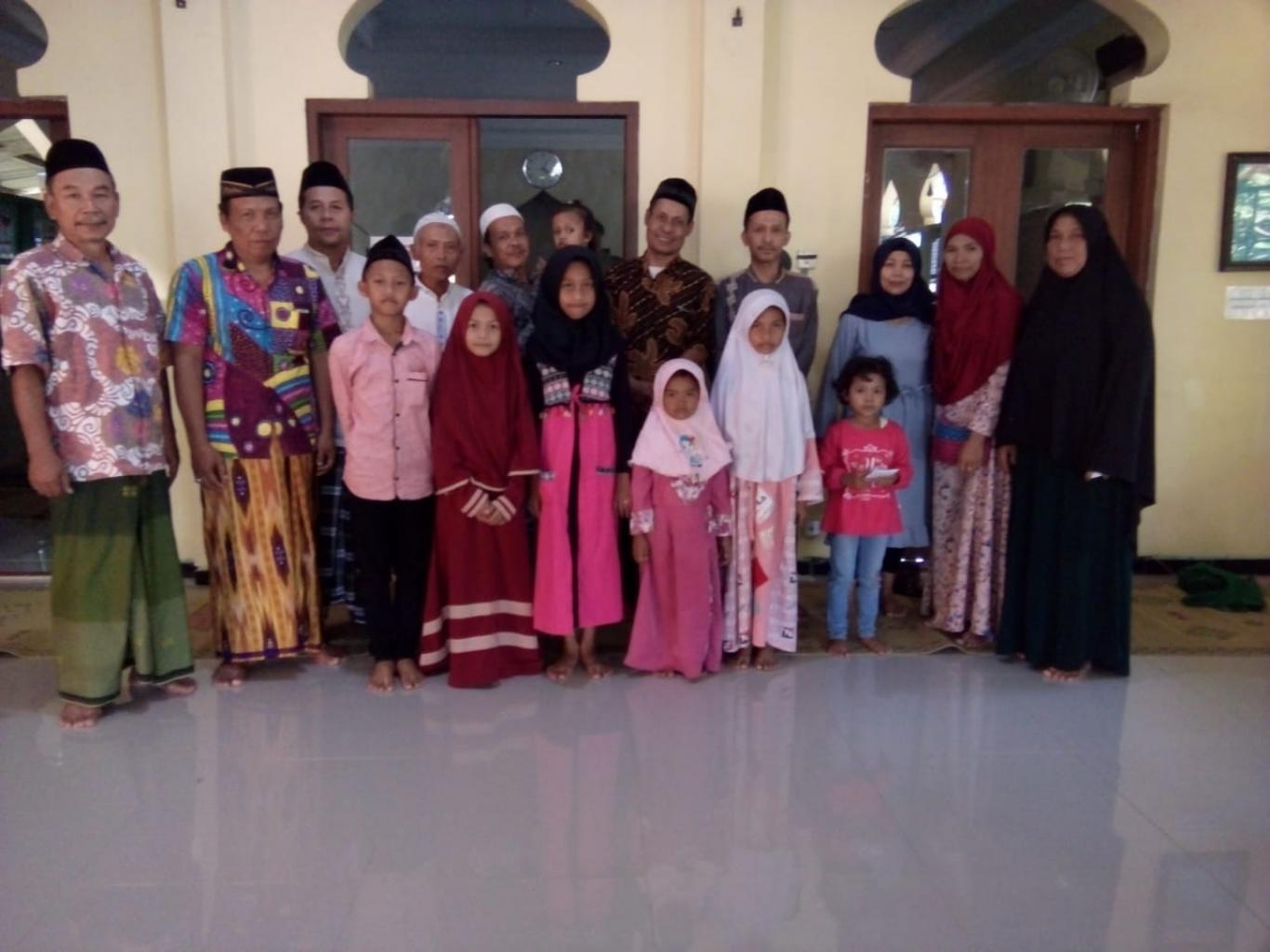 Sharing Pahala Bersama Anak Yatim Piatu Pedukuhan Kedaton