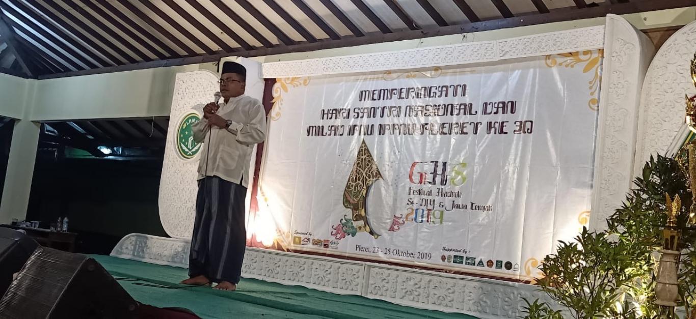 Pleret Bersholawat bersama KH Mansyur