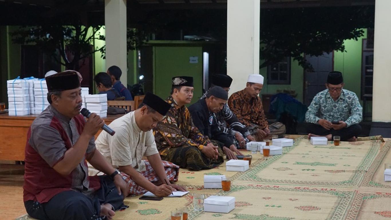 Pemberian Bantuan untuk Masjid dan TPA se-Kalurahan Pleret