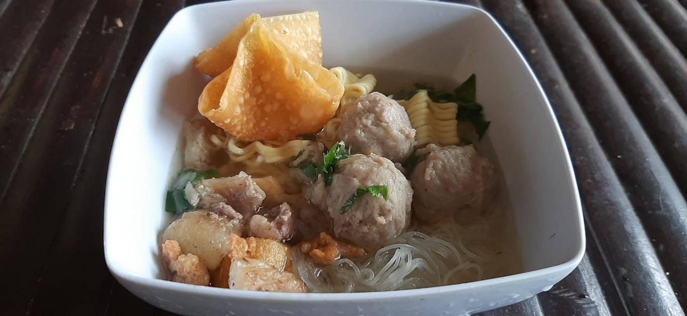 Bakso Kremezz; Rasa Endeus Kremesnya Krezz