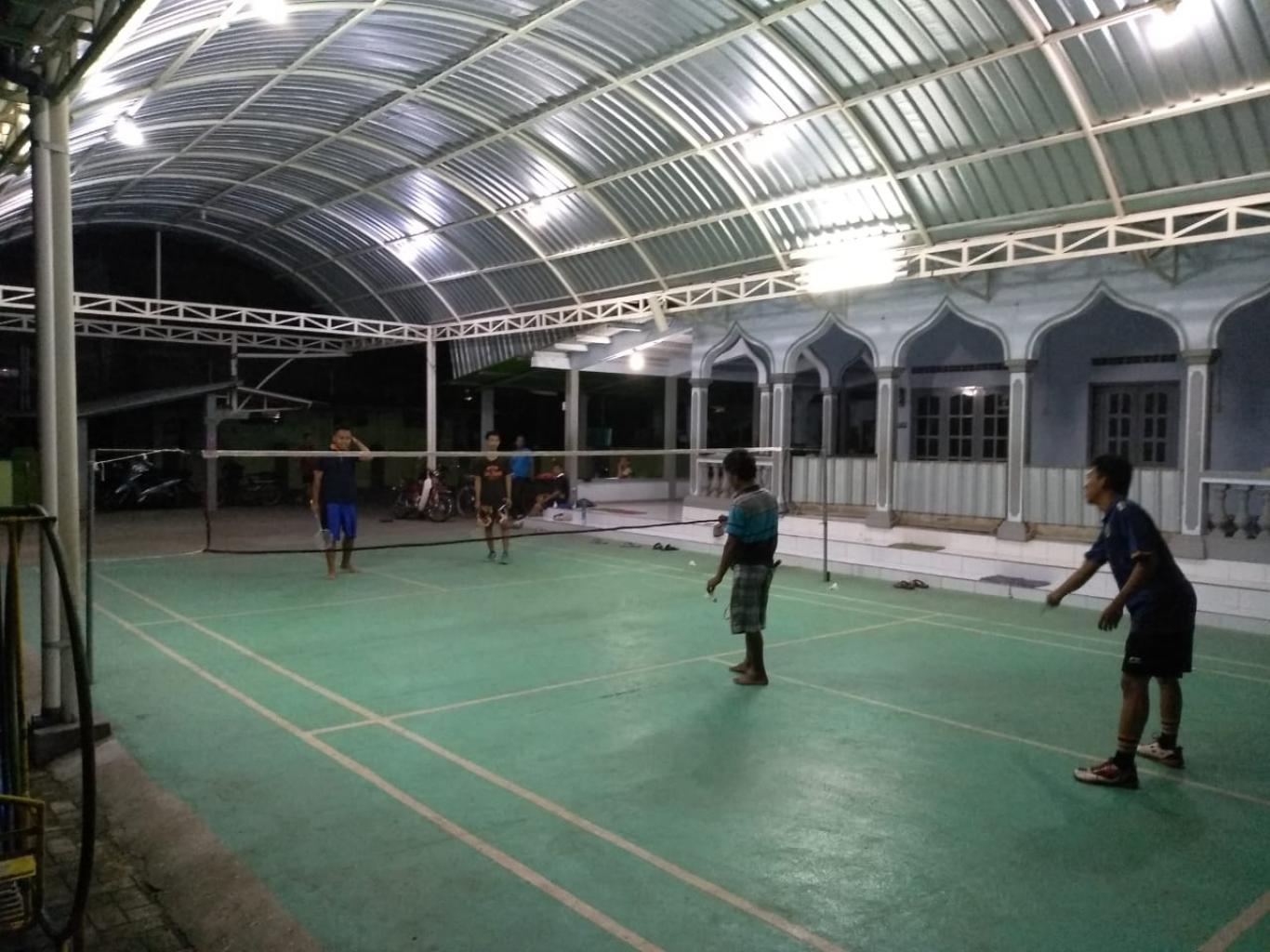 Olahraga Badminton; Sarana Menjaga Silaturahmi dan Kesehatan