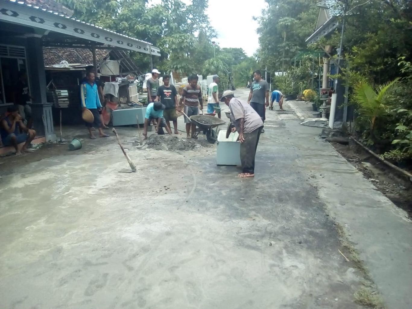 Giat Kerjabakti Warga Kanoman