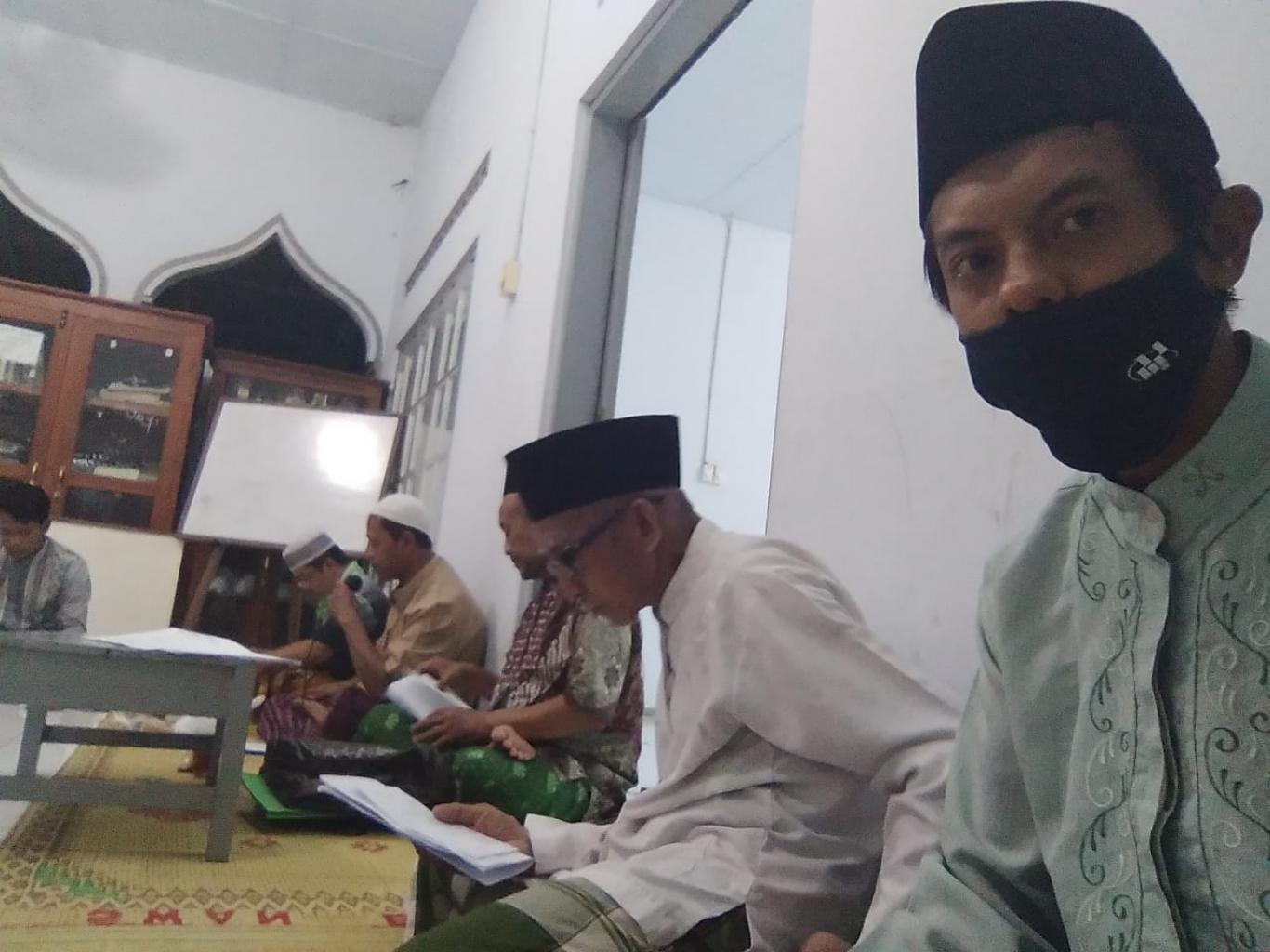 Bapak Jazari Hizam: Ketua Takmir Masjid Riyadush Sholihin periode 2020-2023