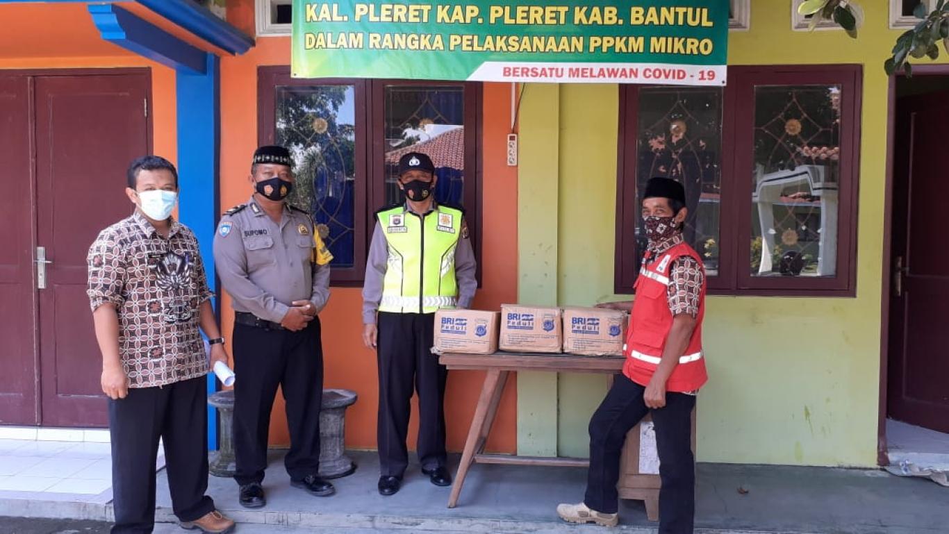 Pos PPKM Mikro Pleret, terima bantuan sembako dari Polres