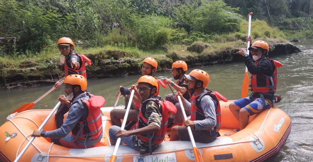 Eksplorasi Sungai Opak di Kalurahan Pleret