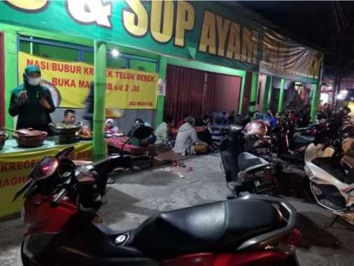 Warung Bubur Malam Kang Maman