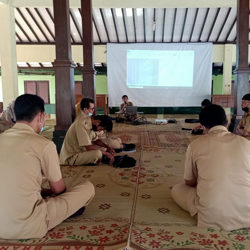 Rapat Koordinasi Rutin Pamong 